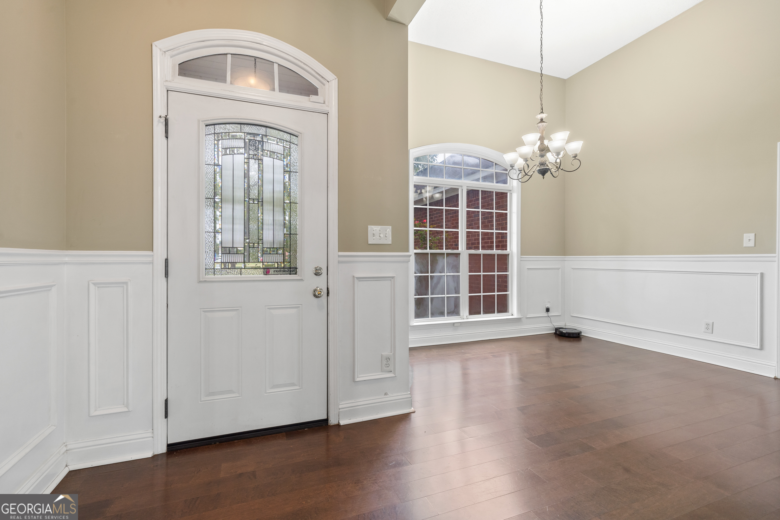 1119 Alma DR