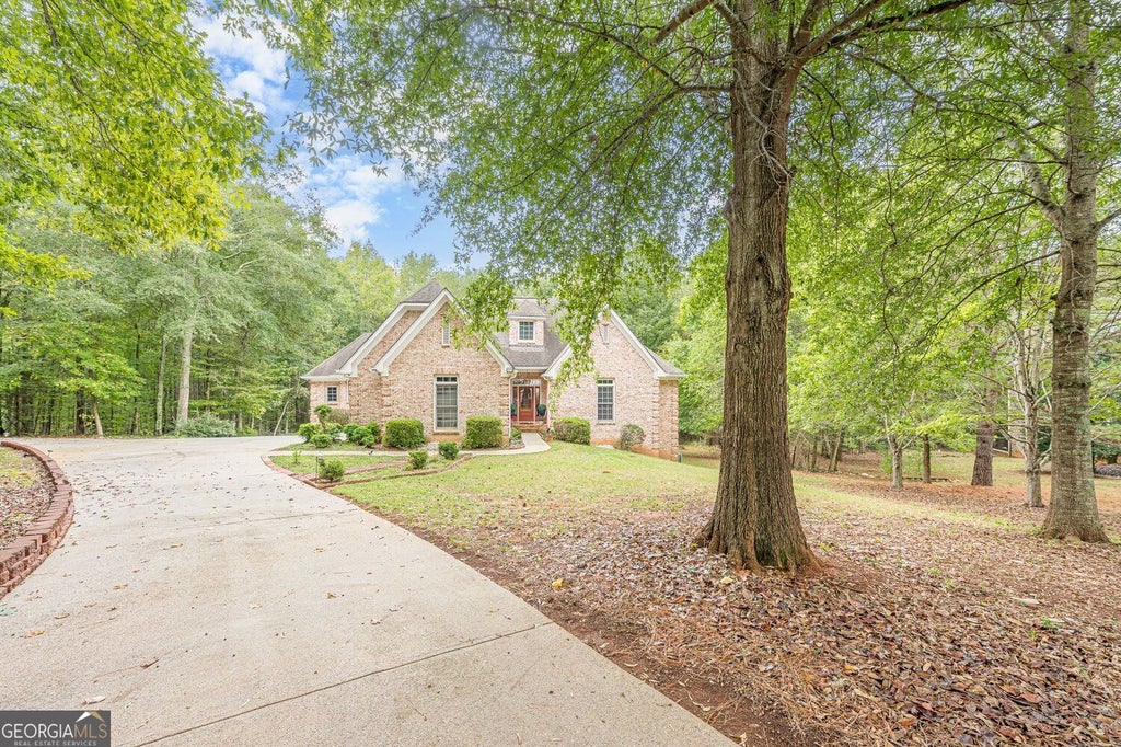 Photo of 20 Balfour Drive, Covington, GA 30014 (MLS # 10871674)