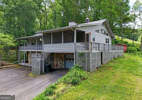 A home in Hiawassee