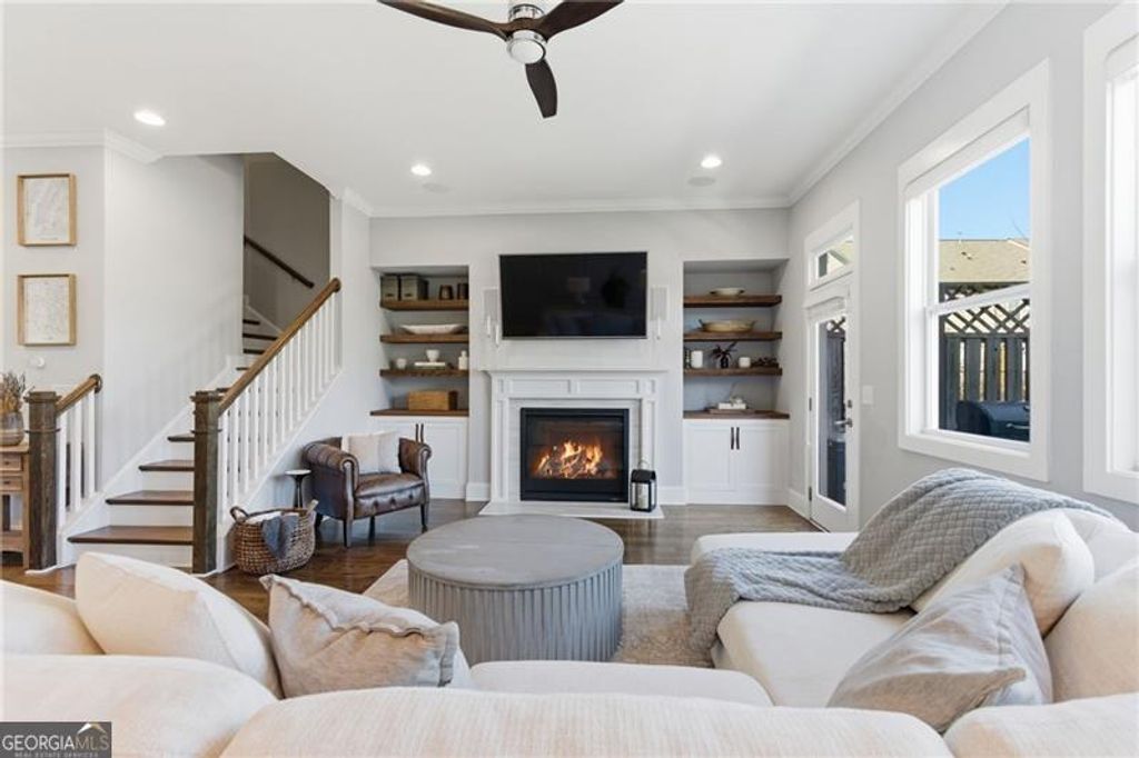 Photo of 2097 Garrison Way NW, Atlanta, GA 30318 (MLS # 10699240)