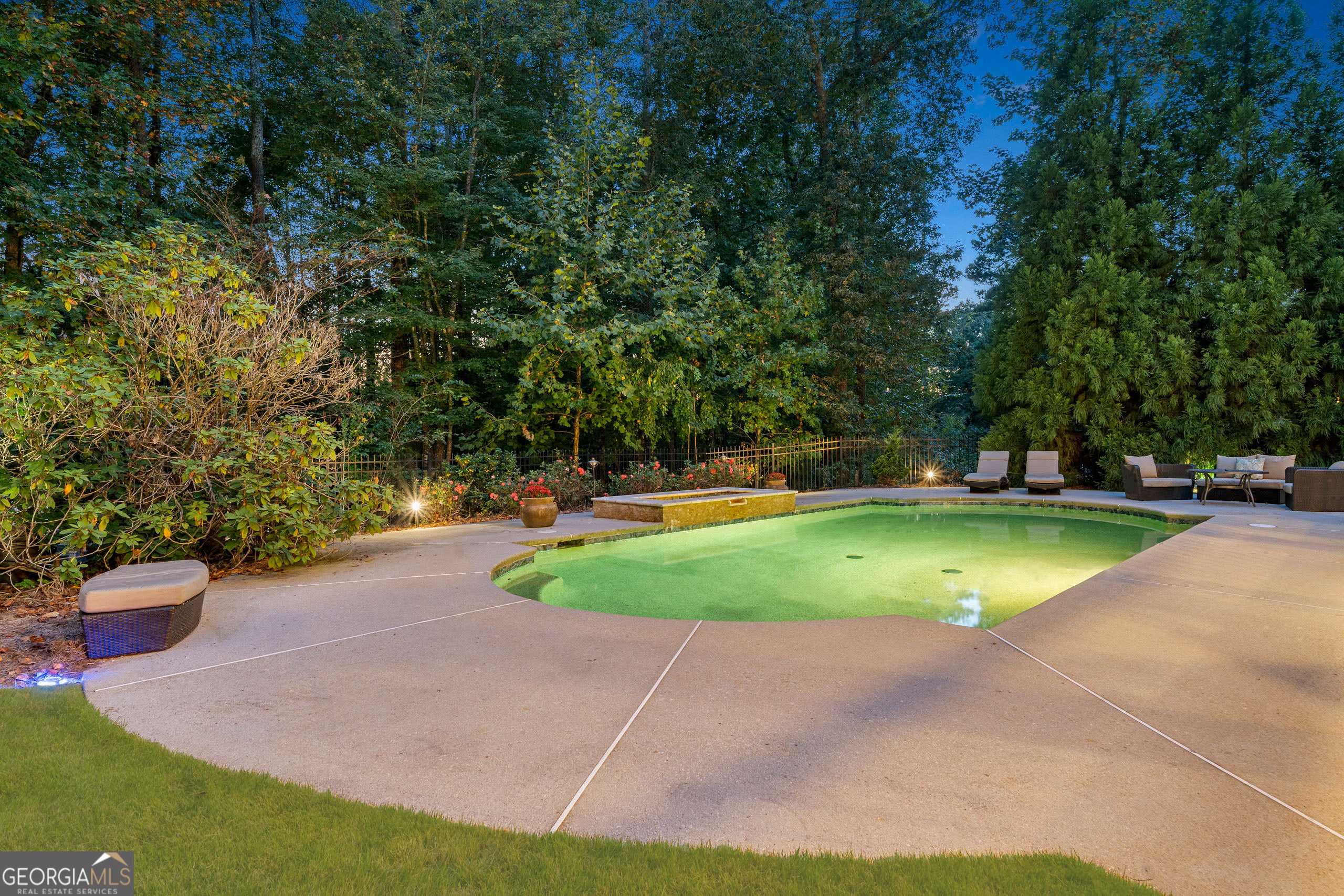 Peachtree City, Georgia 30269, United States, 5 Bedrooms Bedrooms, ,5 BathroomsBathrooms,Residential,Active,245115