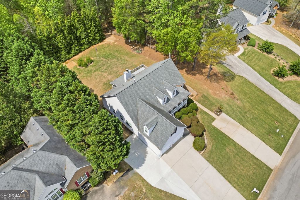 Photo of 404 Vineyard Drive, Dallas, GA 30132 (MLS # 10729579)