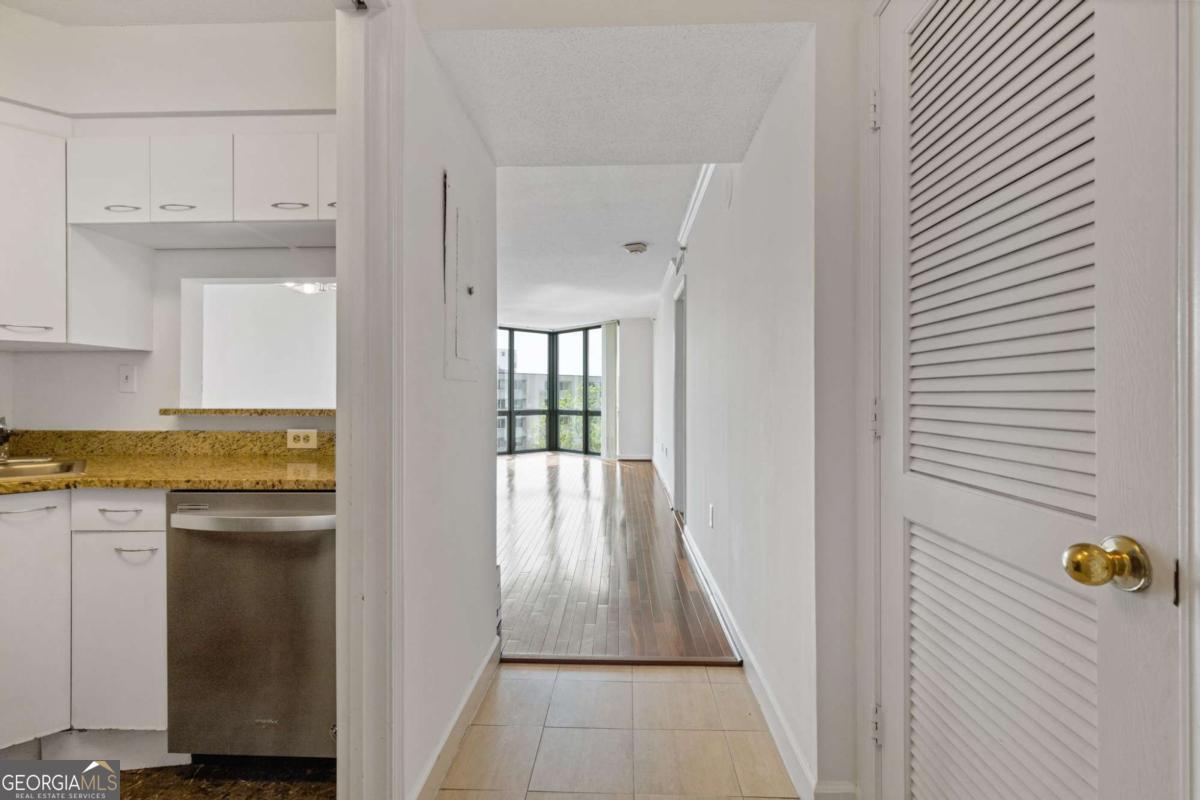 2870 Pharr Court South NW 1209