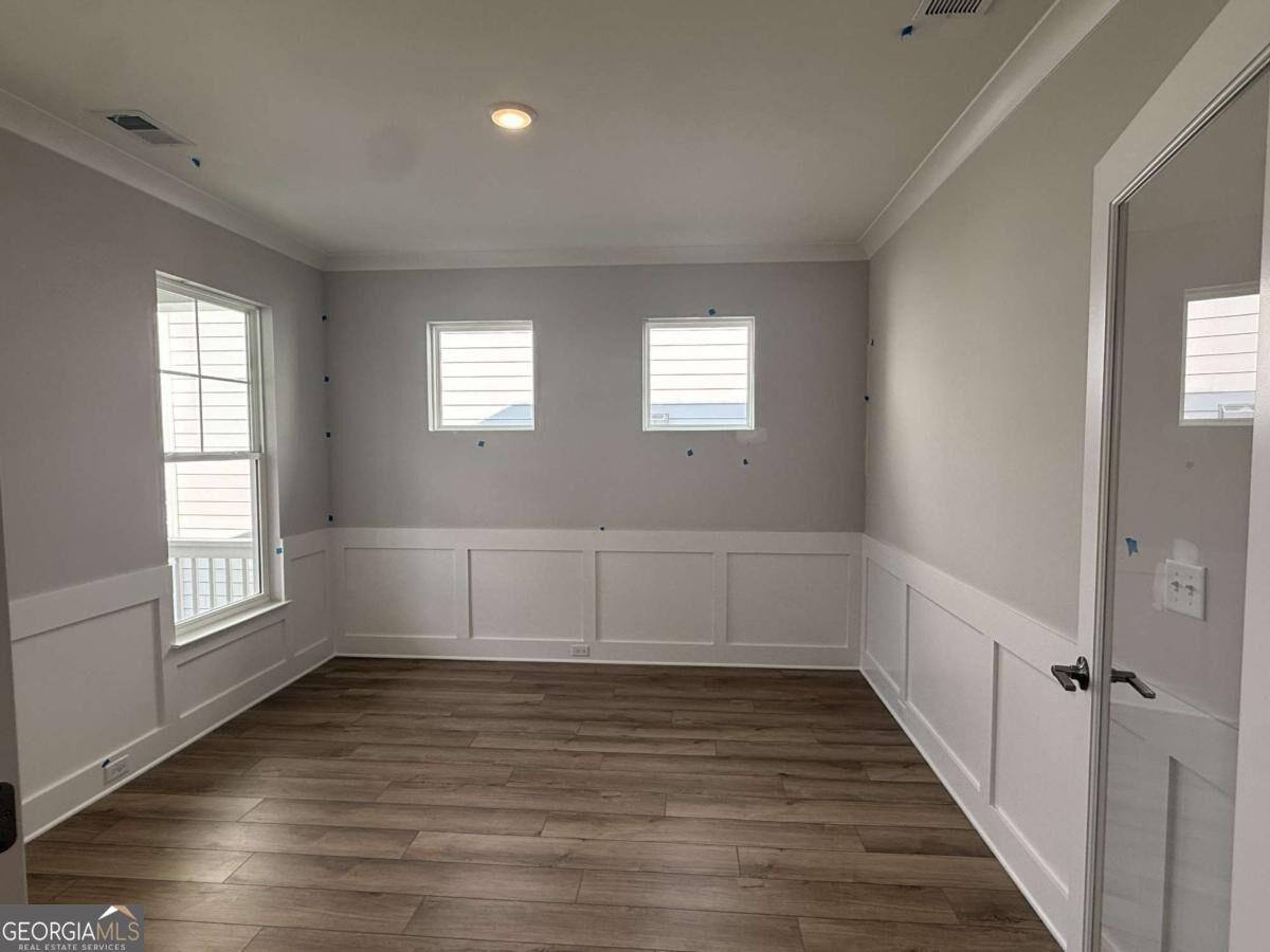 333 Conifer LN