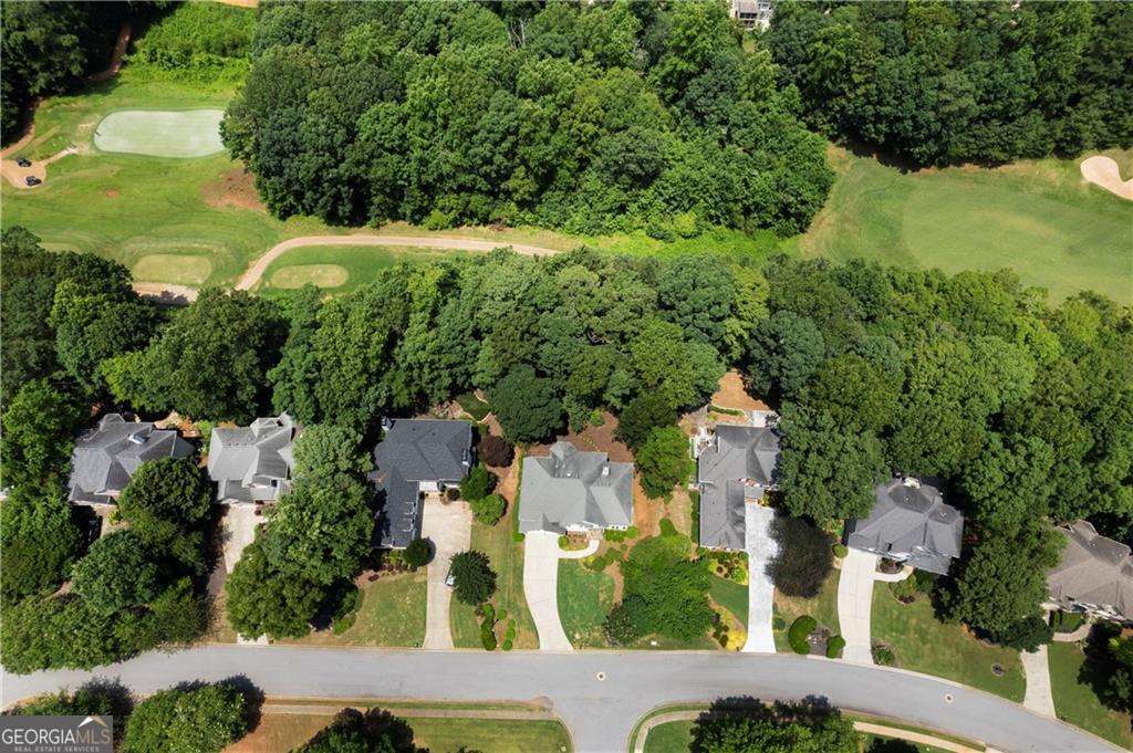 2450 Wild Iris LN
