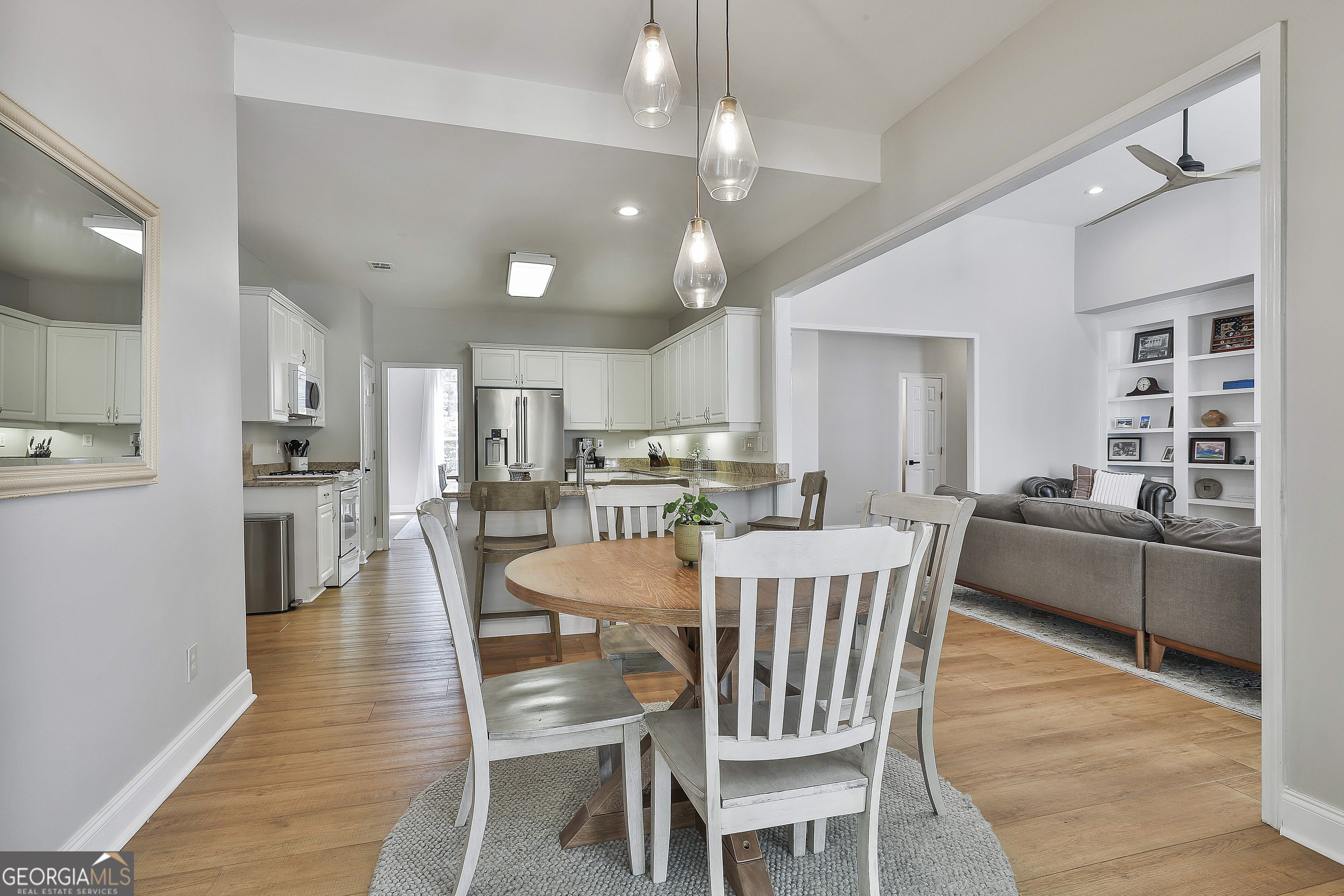 Peachtree City, Georgia 30269, United States, 3 Bedrooms Bedrooms, ,3 BathroomsBathrooms,Residential,Pending,171283