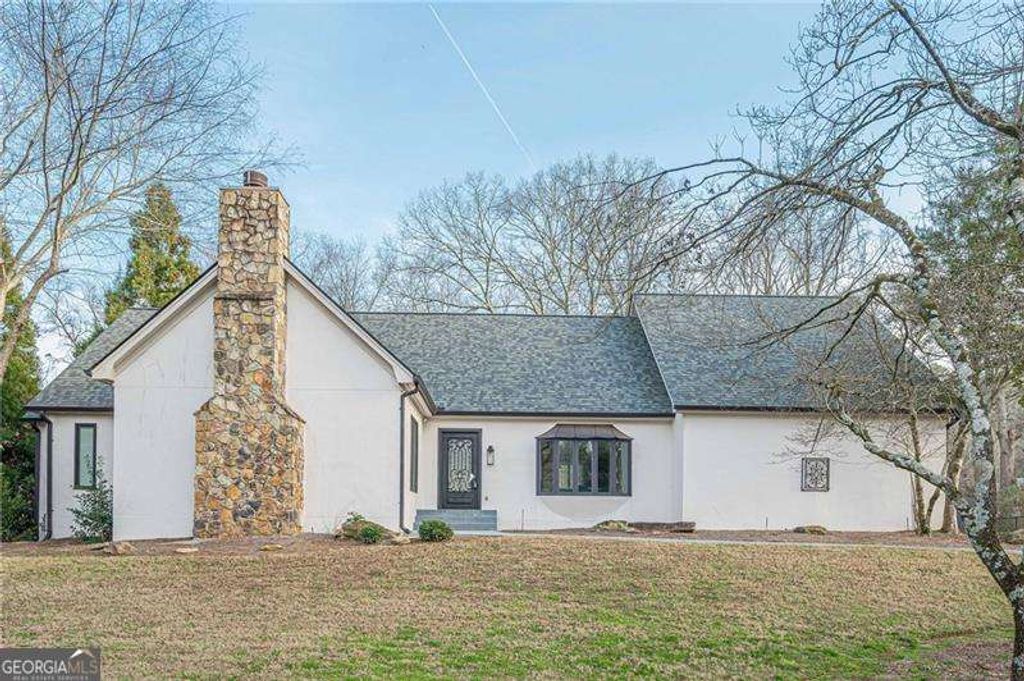 Photo of 4562 Columns Drive, Marietta, GA 30067 (MLS # 10682011)