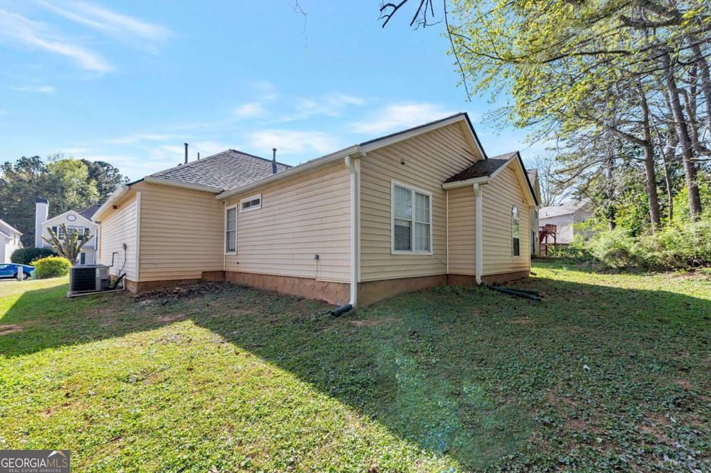 Photo of 320 Jamaica Cove SW, Marietta, GA 30008 (MLS # 10717821)