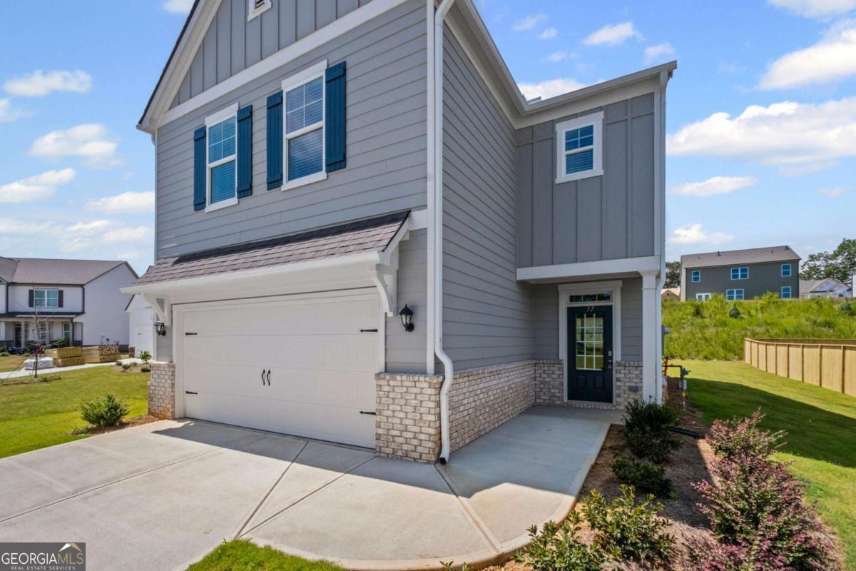 77 Grove Springs CT