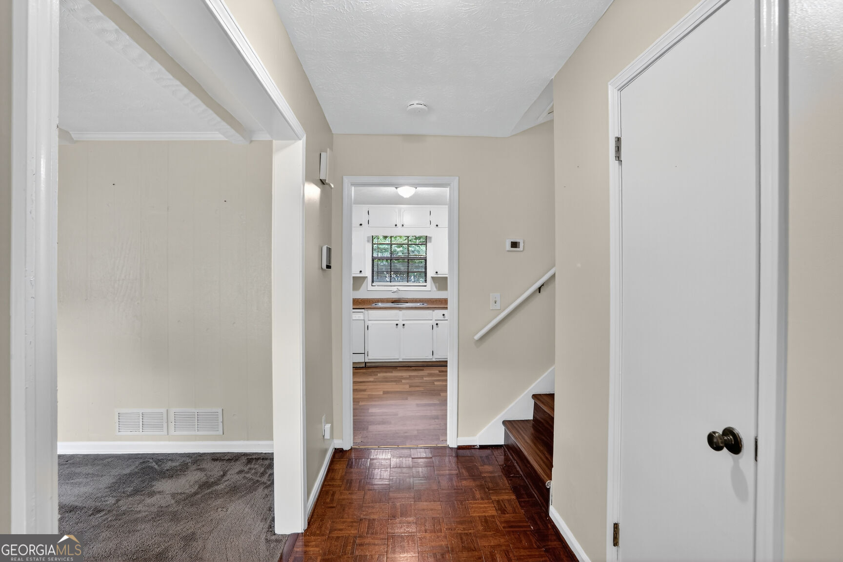 1236 Country Pine DR