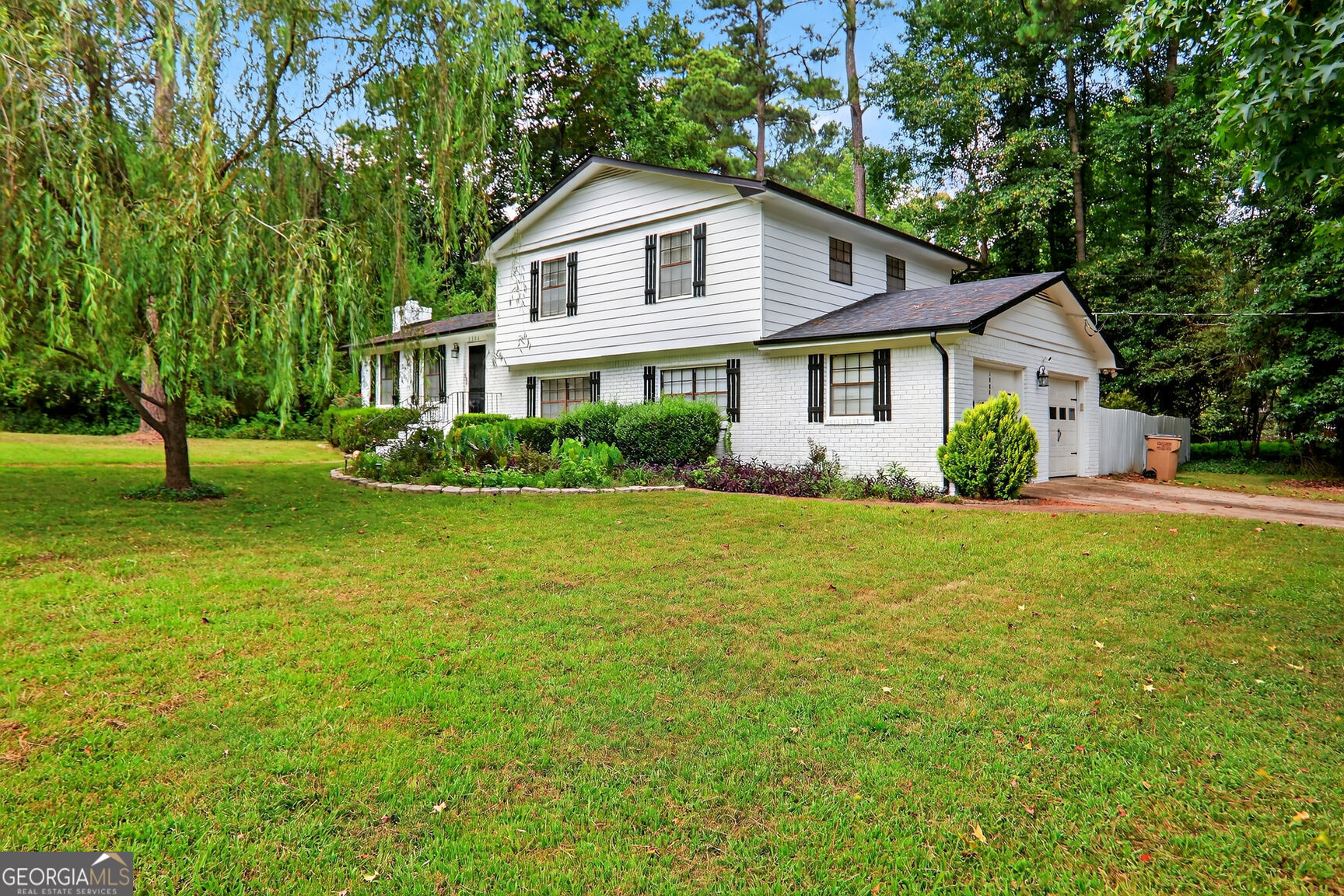 1236 Country Pine DR