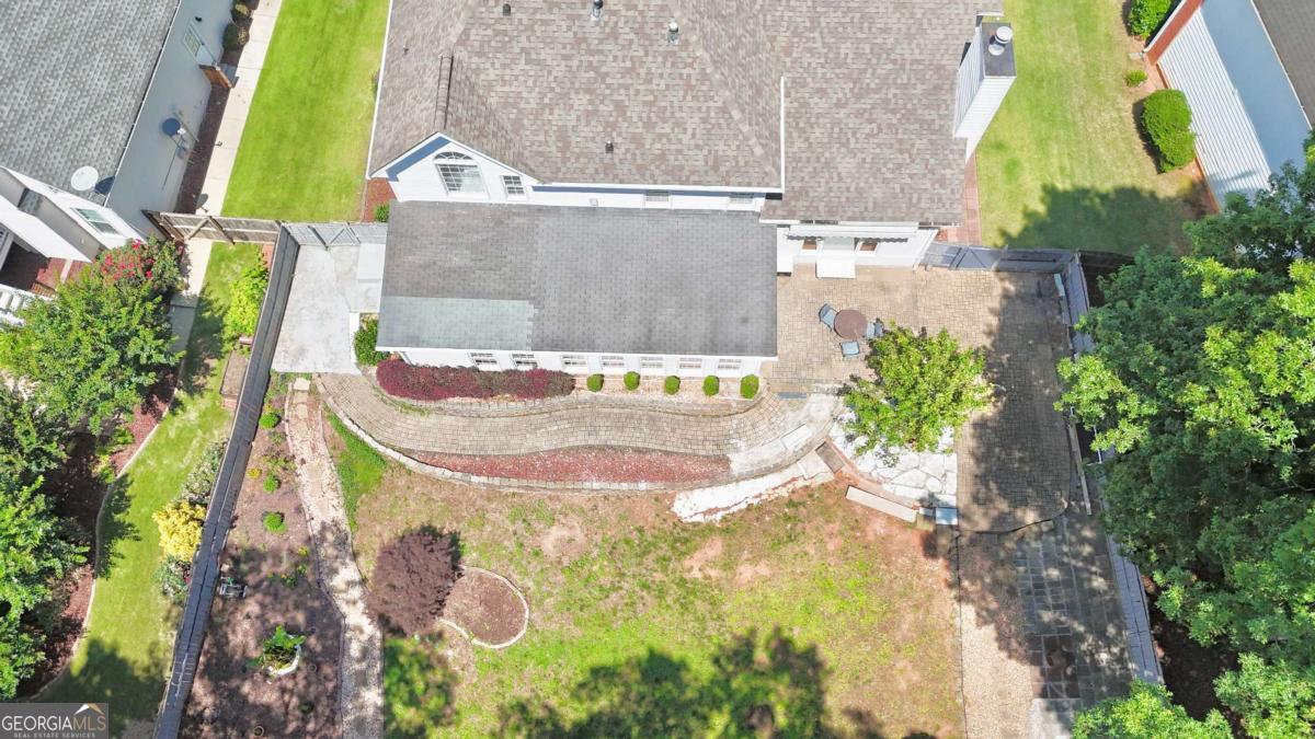 445 Sweet Ivy LN