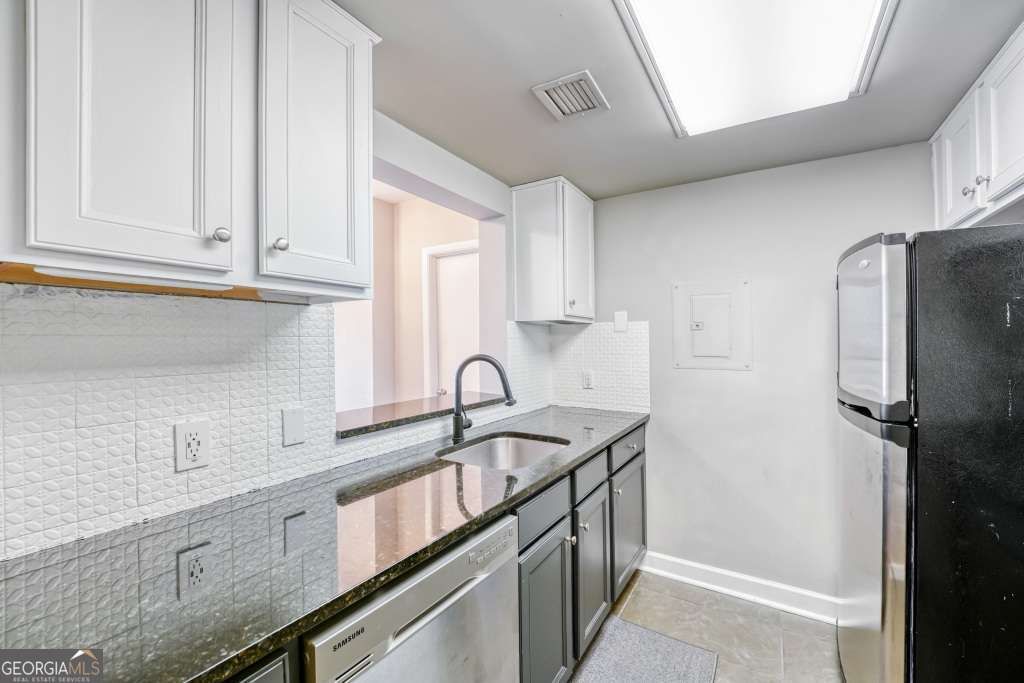 Photo of 1280 W Peachtree Street NW #3312, Atlanta, GA 30309 (MLS # 10730443)