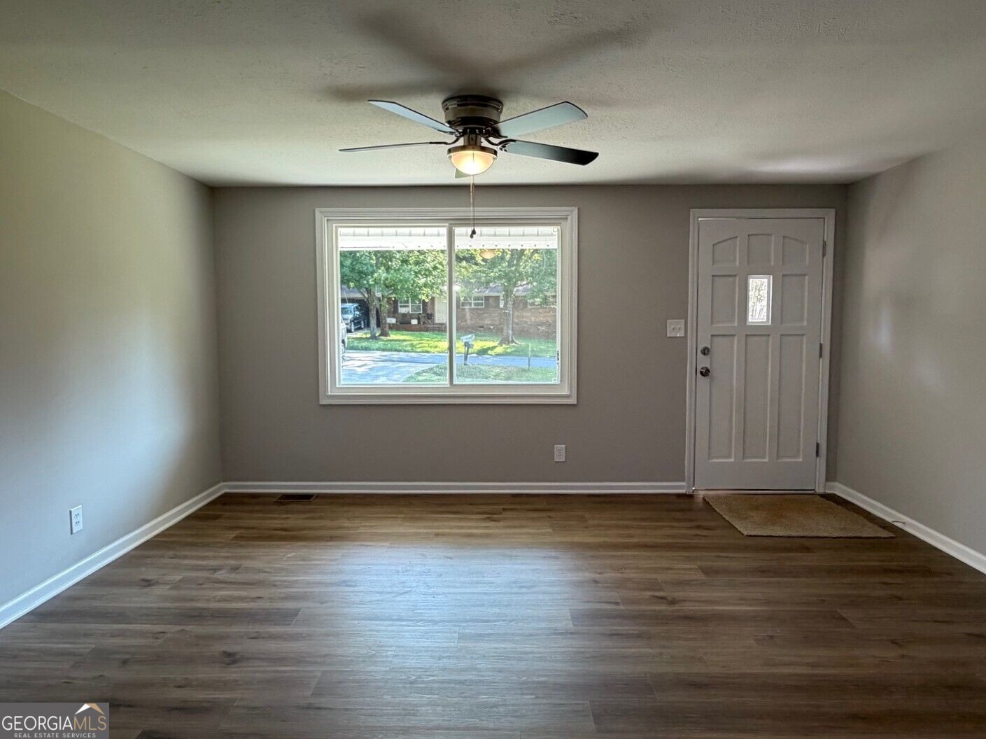 65 W Meadowcliff CIR