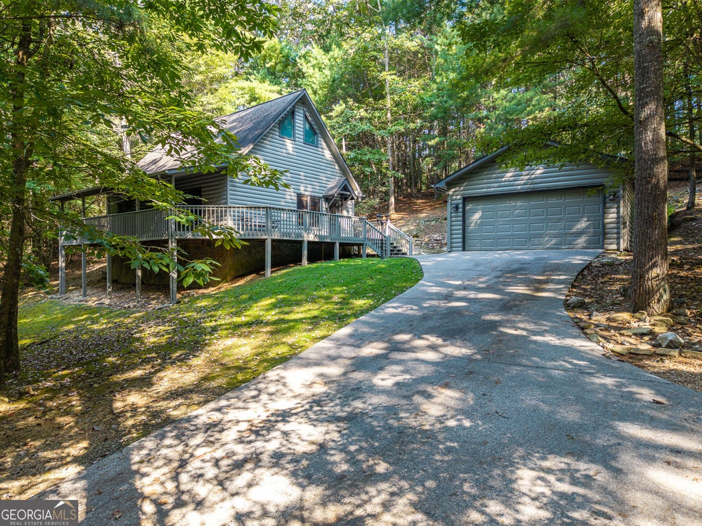 Photo of 153 Blackberry Falls Drive, Ellijay, GA 30536 (MLS # 10841332)