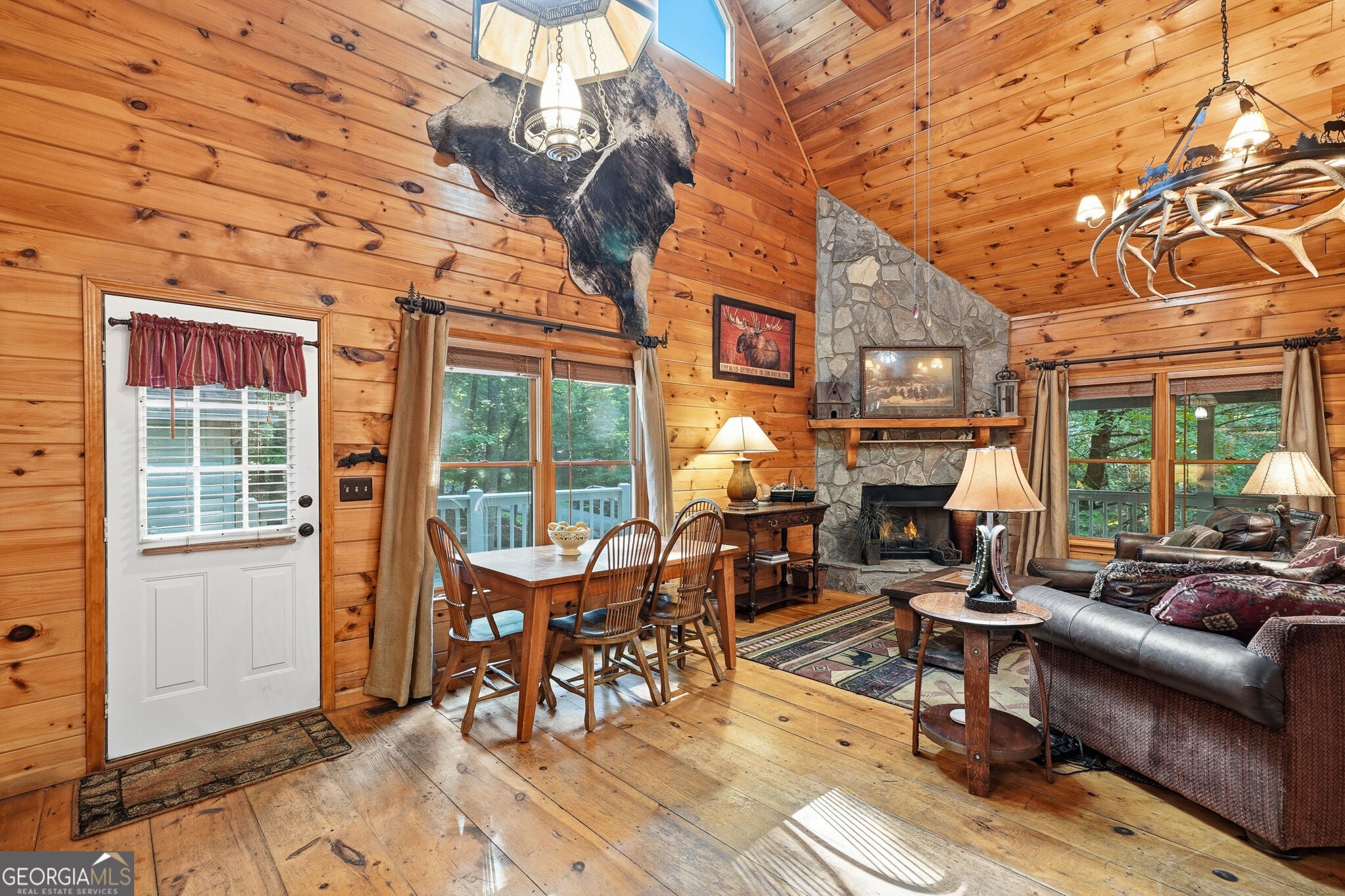 153 Blackberry Falls DR