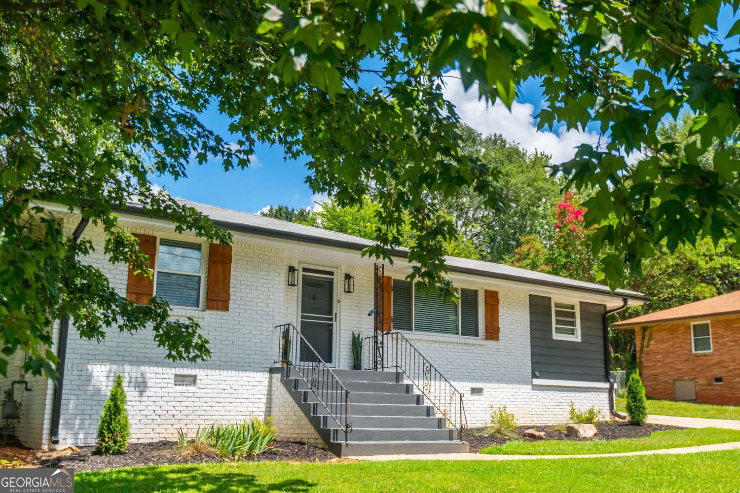 941 Shirley ST SE