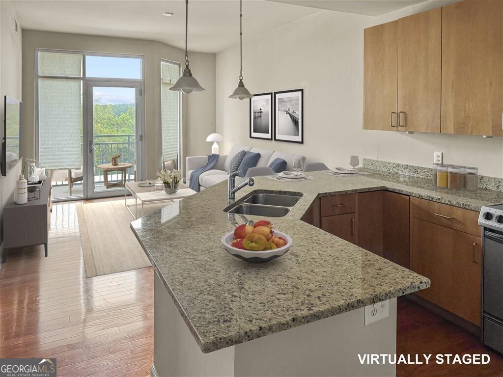 711 Cosmopolitan DR NE 223