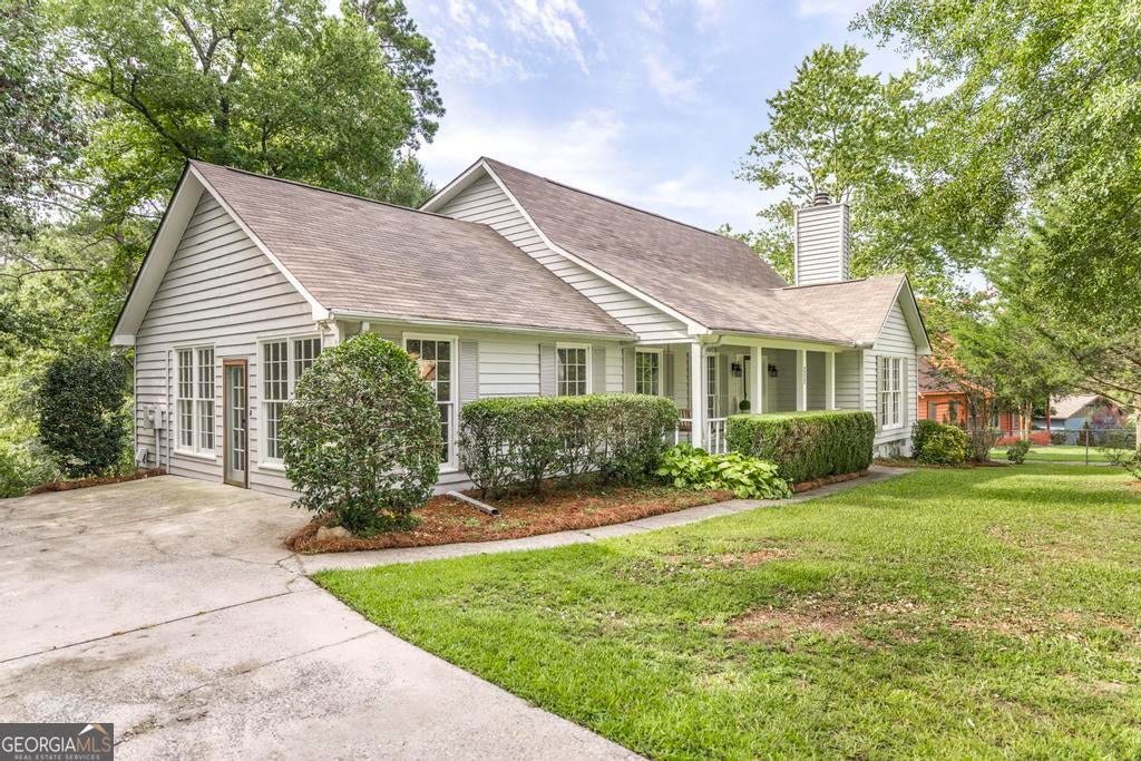 Photo of 6806 Bay Point Drive, Macon, GA 31220 (MLS # 10843499)