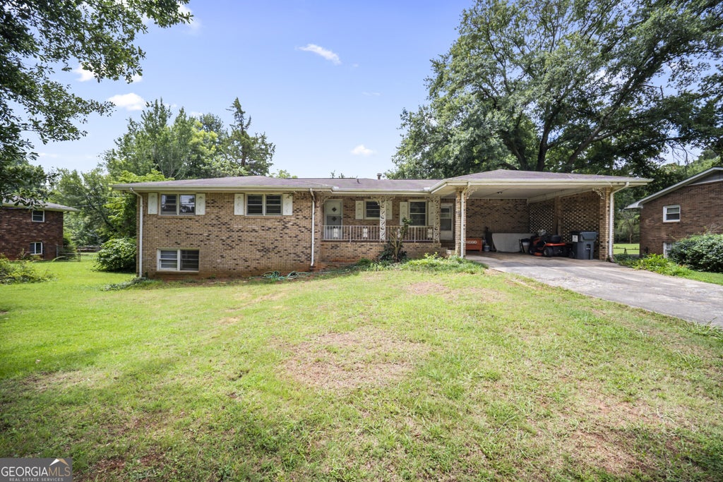 Photo of 1810 Hasty Road, Marietta, GA 30062 (MLS # 10812878)