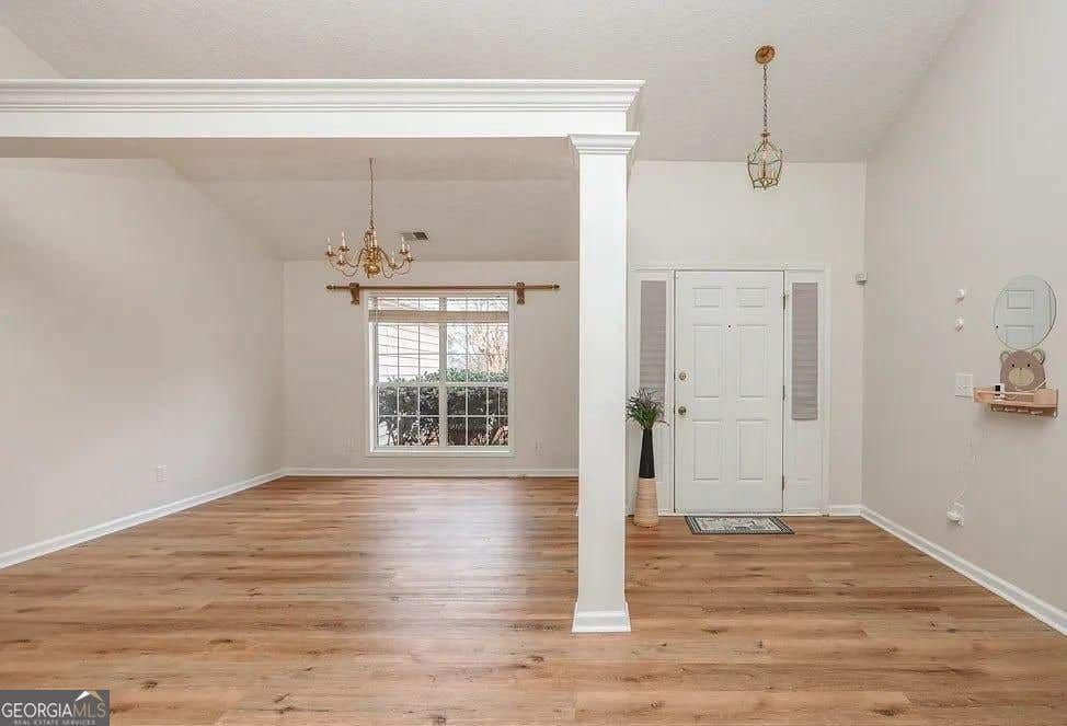 Photo of 5820 Tallantworth Crossing, Cumming, GA 30040 (MLS # 10787176)
