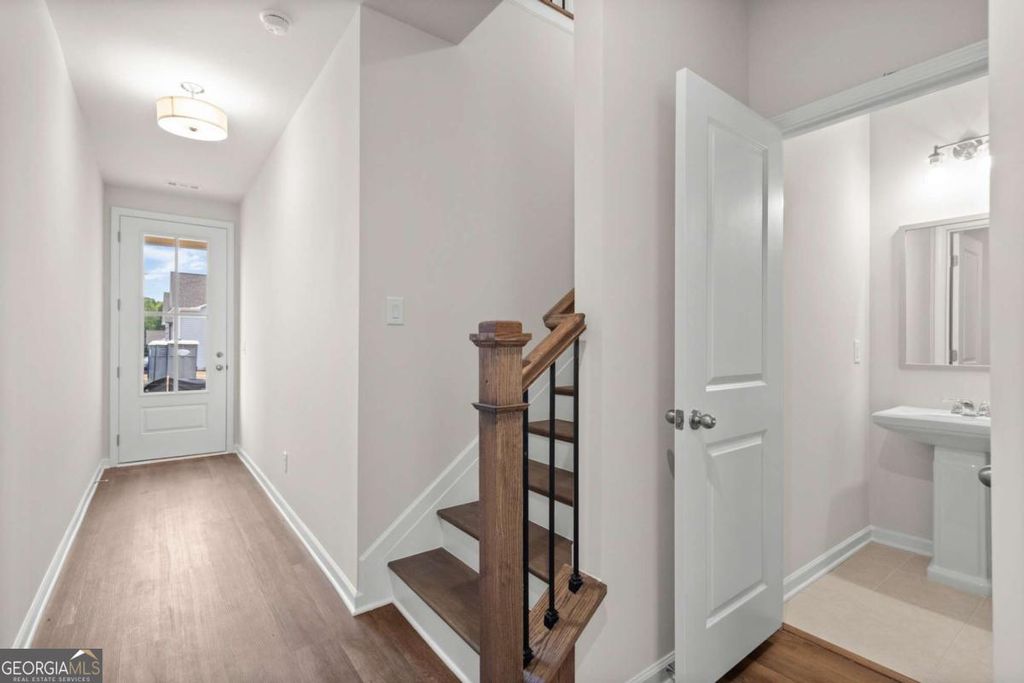 Photo of 706 Smokey Quartz Way, Kennesaw, GA 30144 (MLS # 10690368)