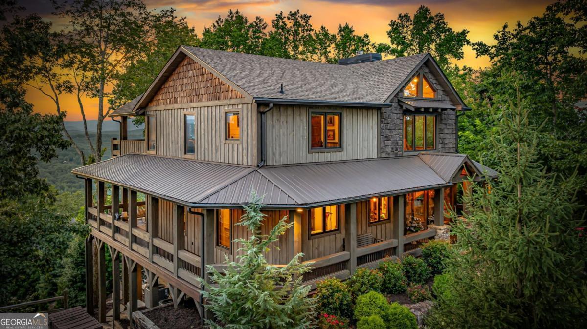 520 Overlook DR