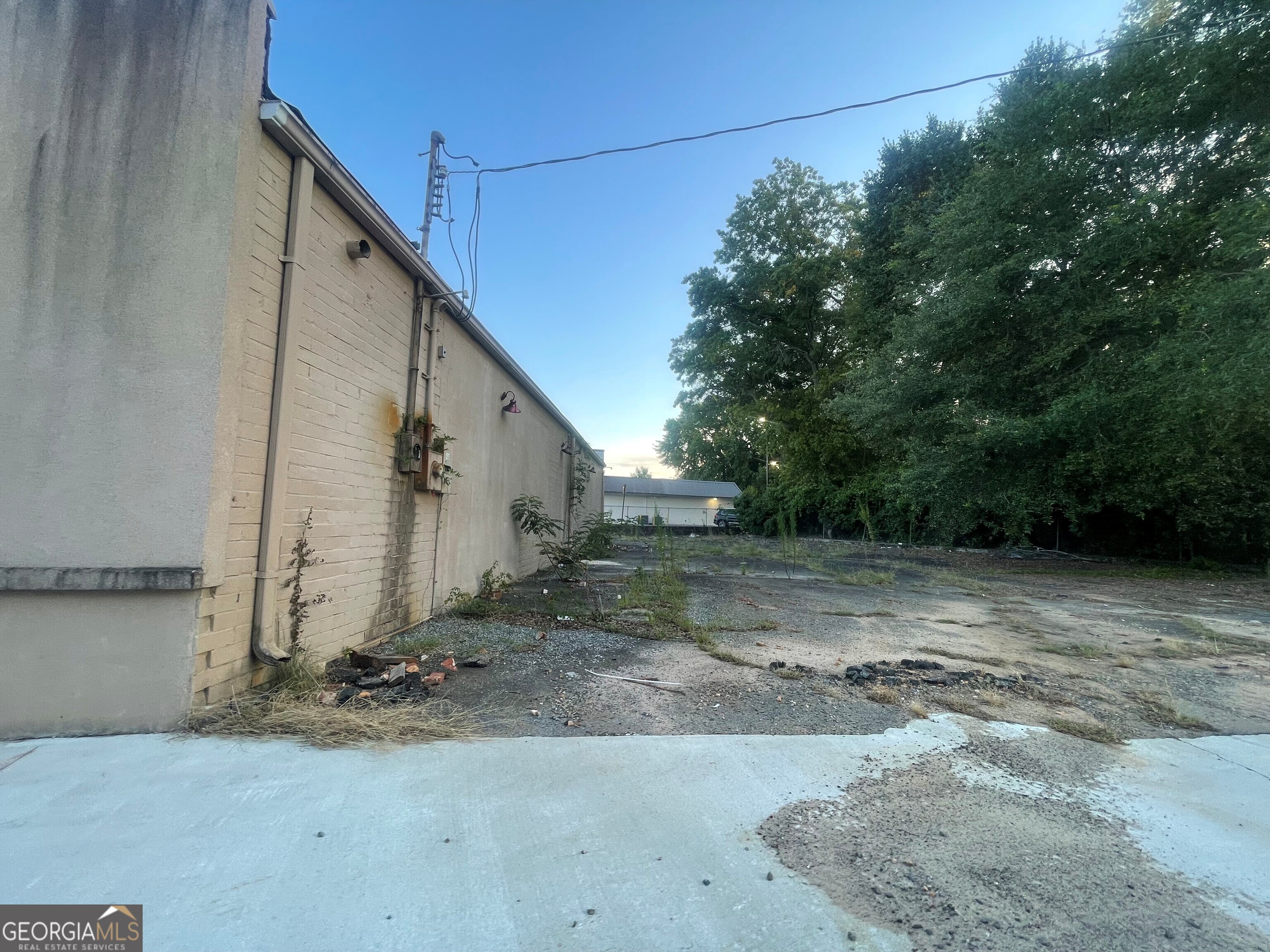 215 N Camellia BLVD
