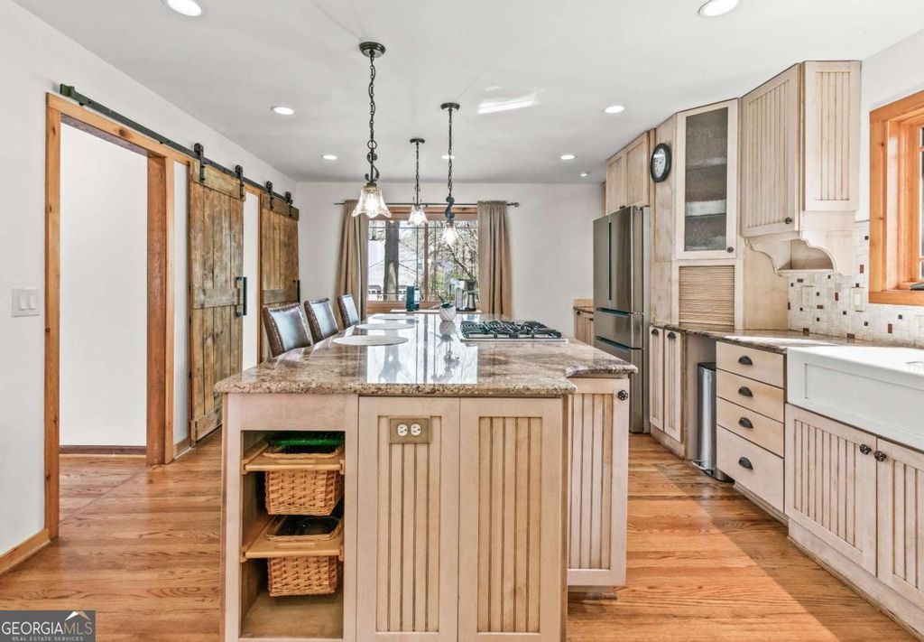 Photo of 2532 Stockbridge Road SE, Marietta, GA 30062 (MLS # 10726178)