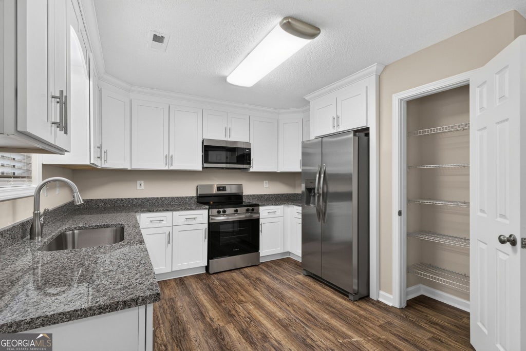 Photo of 100102 Bluebird Lane, Griffin, GA 30223 (MLS # 10849361)
