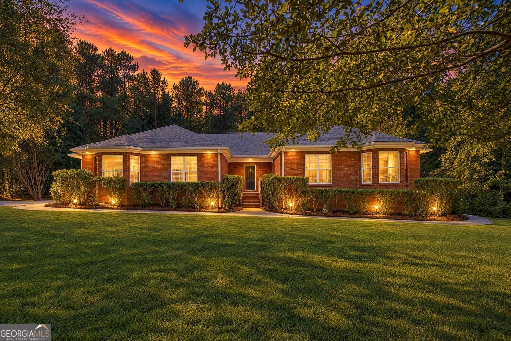 Photo of 100102 Bluebird Lane, Griffin, GA 30223 (MLS # 10849361)