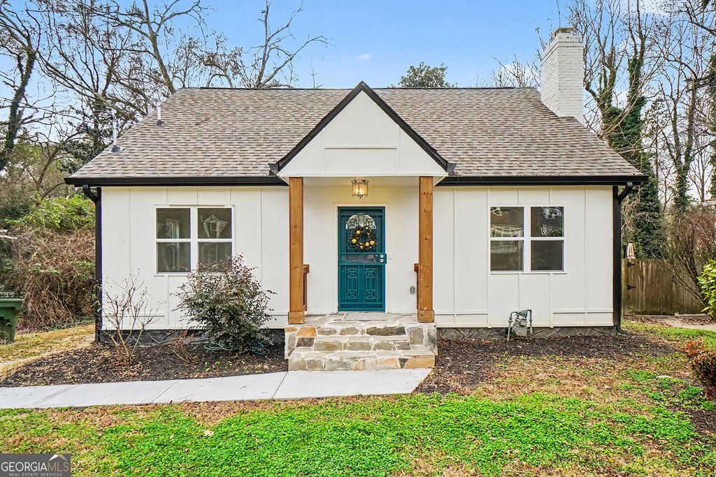 Photo of 1684 Kenmore St, Atlanta, GA 30311 (MLS # 10737148)