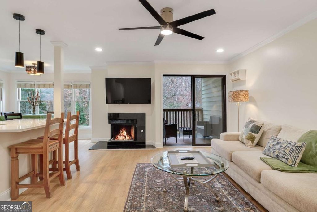 Photo of 1105 Garden Court, Atlanta, GA 30328 (MLS # 10757323)