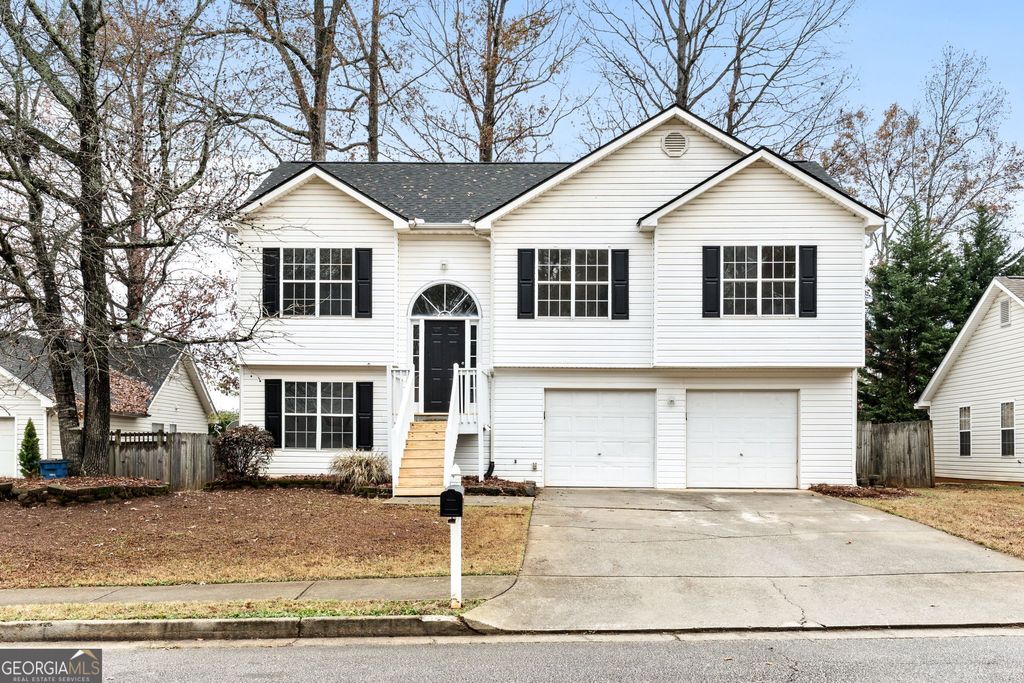 Photo of 628 Fieldcrest Drive, McDonough, GA 30253 (MLS # 10657505)
