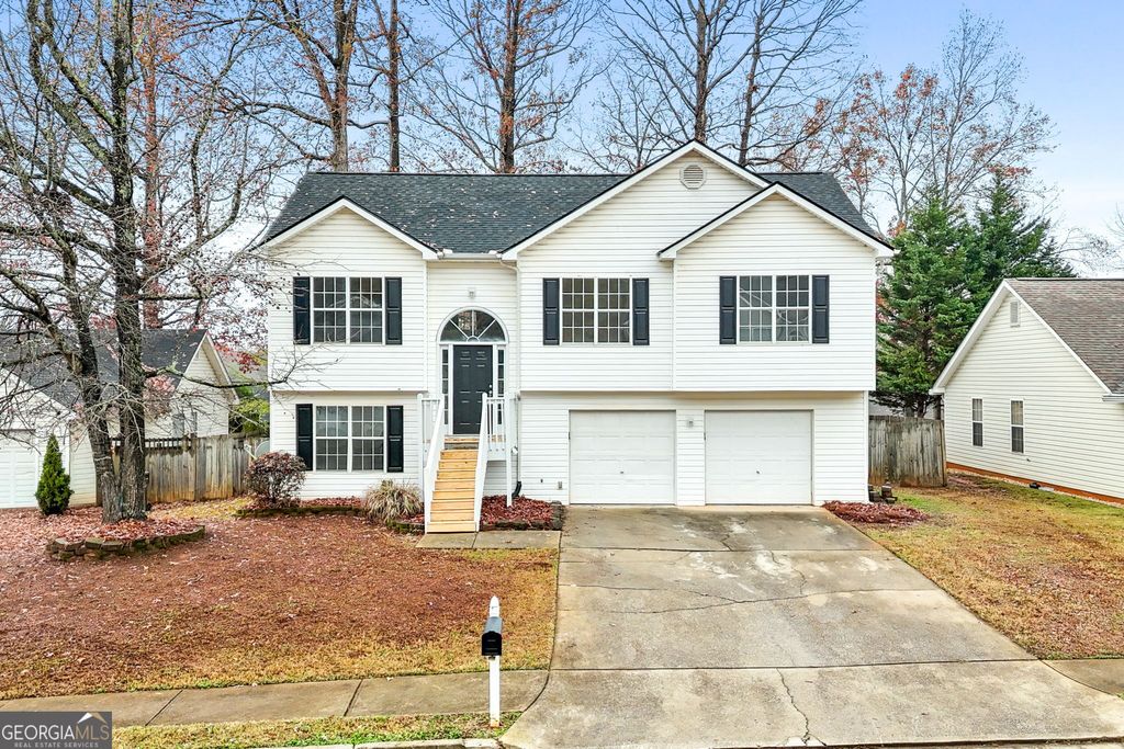 Photo of 628 Fieldcrest Drive, McDonough, GA 30253 (MLS # 10657505)