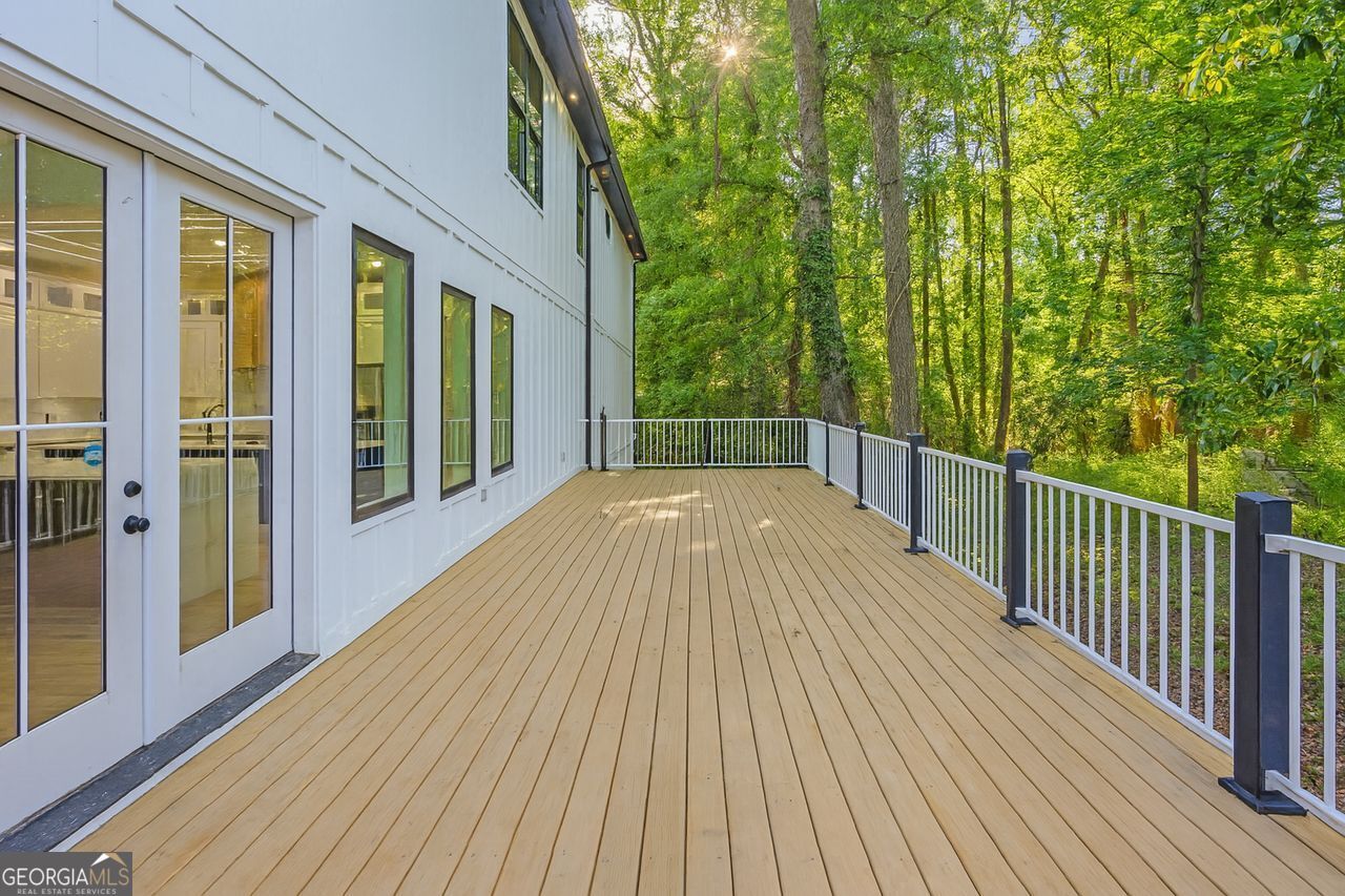Frst Hills - Residential