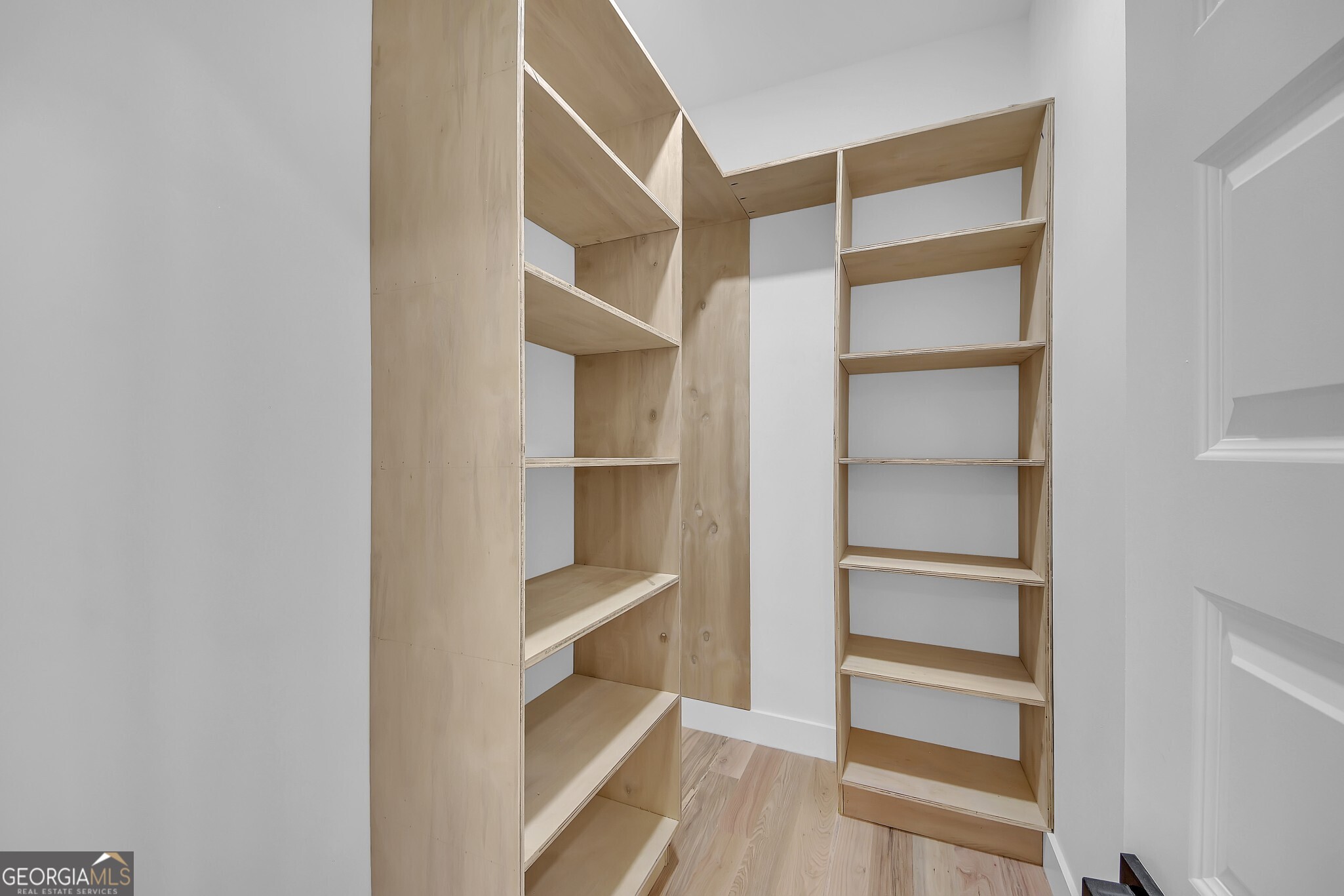 Frst Hills - Residential