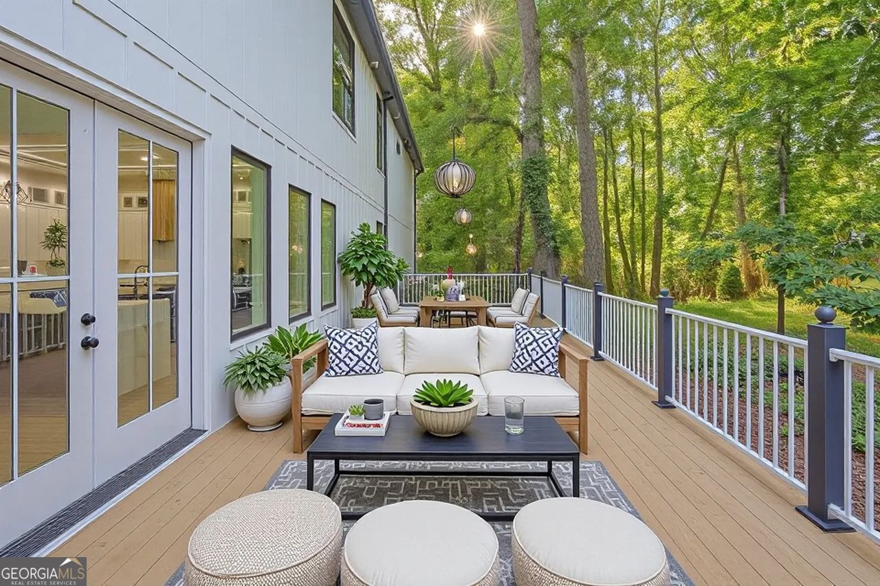 Frst Hills - Residential