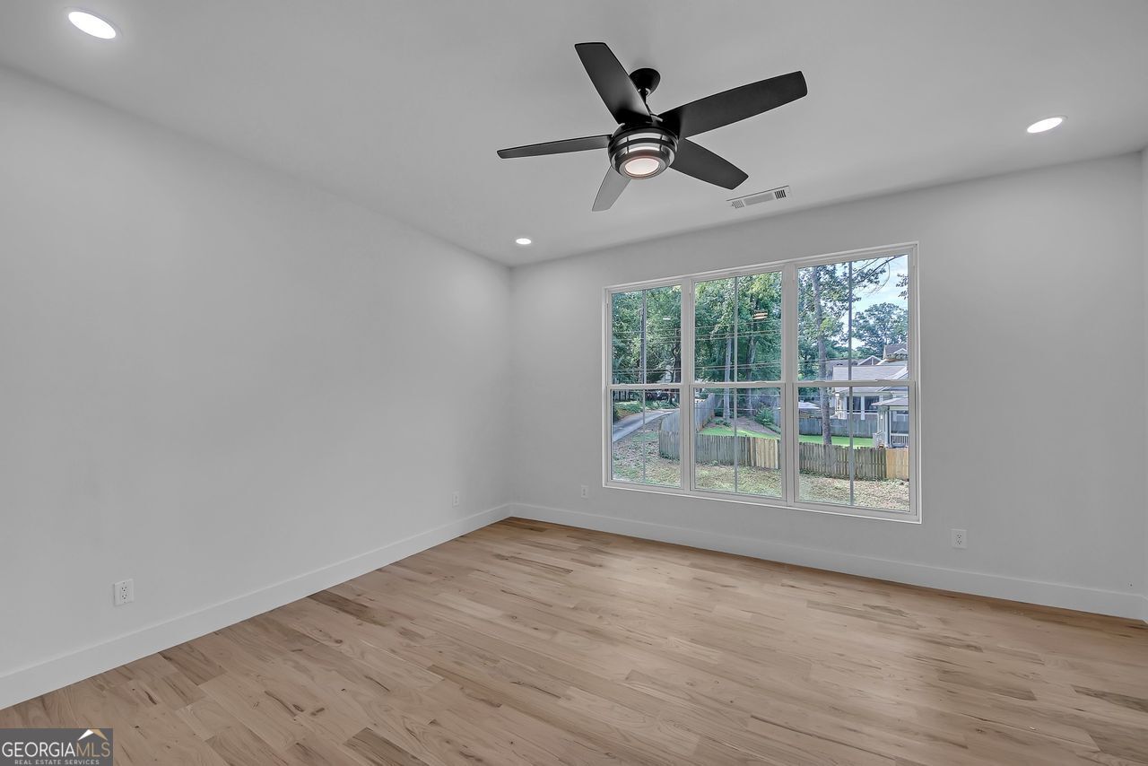 Frst Hills - Residential