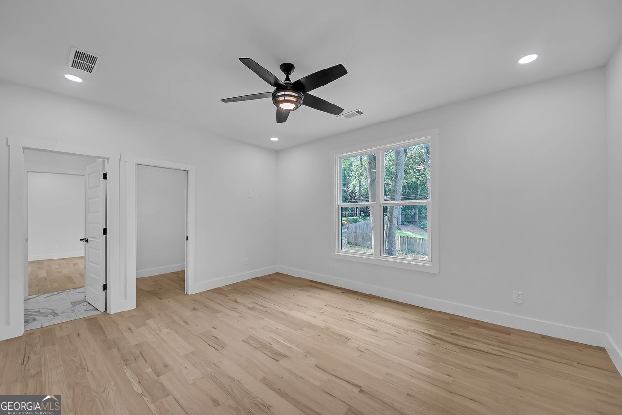 Frst Hills - Residential
