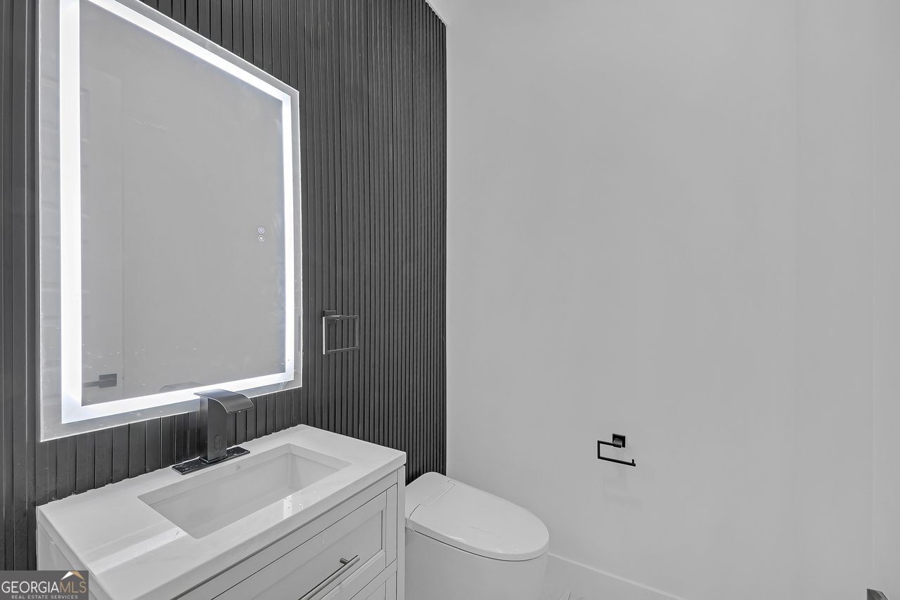 Frst Hills - Residential