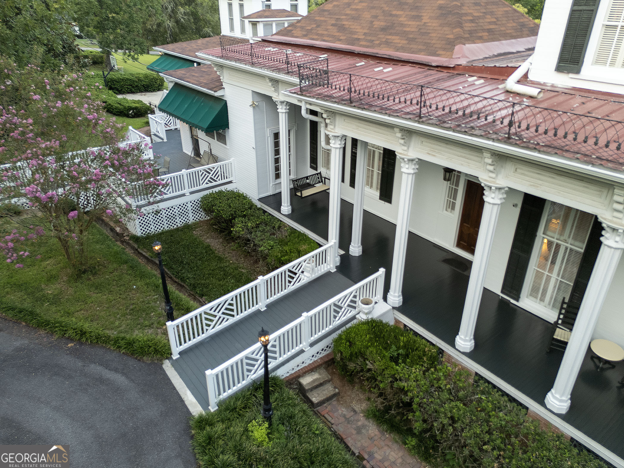 534 W WEST BROAD ST