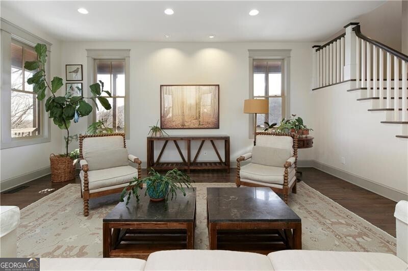 Jasper, Georgia 30143, United States, 6 Bedrooms Bedrooms, ,7 BathroomsBathrooms,Residential,Pending,78368