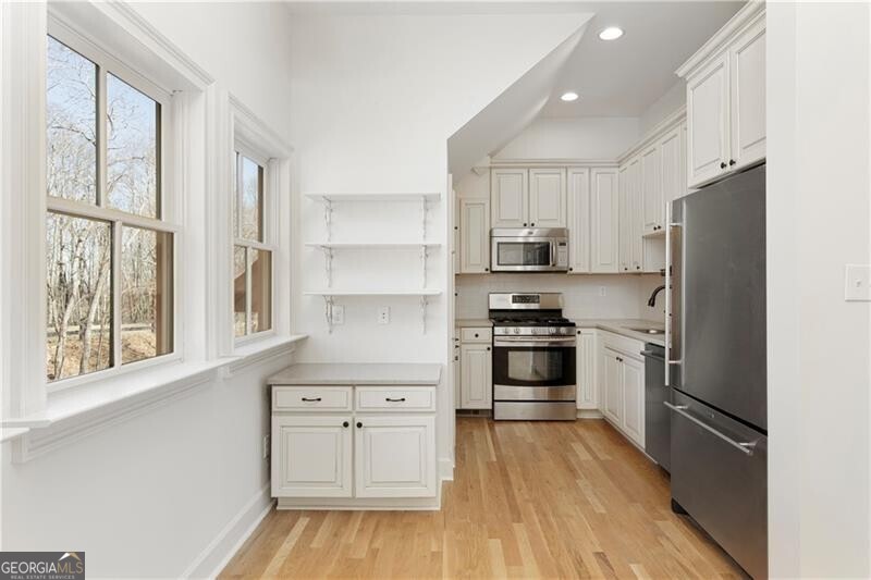 Jasper, Georgia 30143, United States, 6 Bedrooms Bedrooms, ,7 BathroomsBathrooms,Residential,Pending,78368