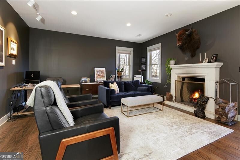 Jasper, Georgia 30143, United States, 6 Bedrooms Bedrooms, ,7 BathroomsBathrooms,Residential,Pending,78368