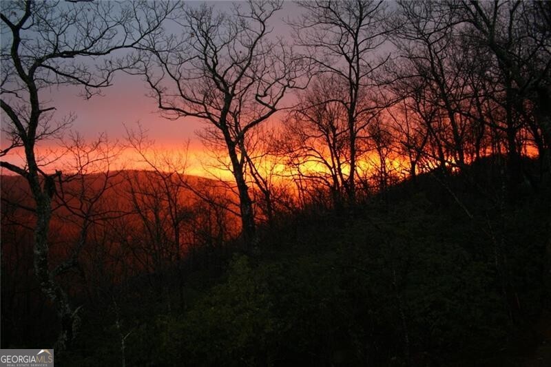 Jasper, Georgia 30143, United States, 6 Bedrooms Bedrooms, ,7 BathroomsBathrooms,Residential,Pending,78368