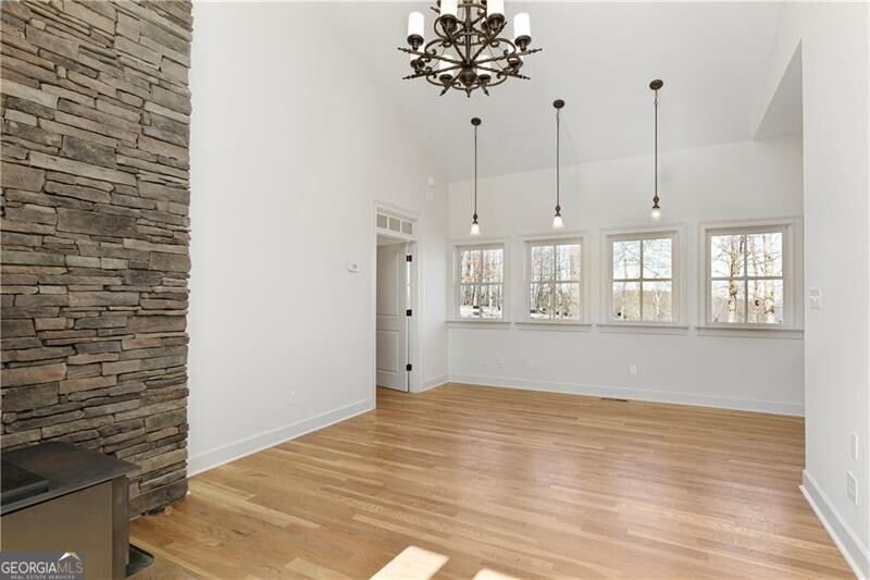 Jasper, Georgia 30143, United States, 6 Bedrooms Bedrooms, ,7 BathroomsBathrooms,Residential,Pending,78368