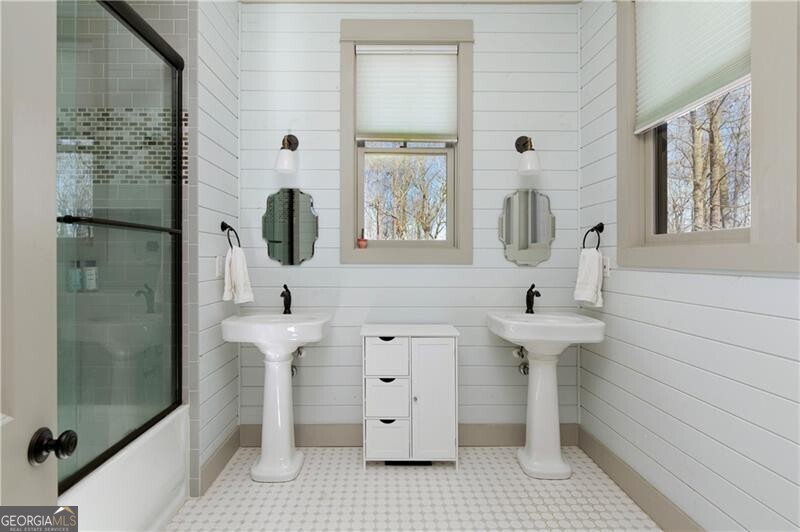 Jasper, Georgia 30143, United States, 6 Bedrooms Bedrooms, ,7 BathroomsBathrooms,Residential,Pending,78368