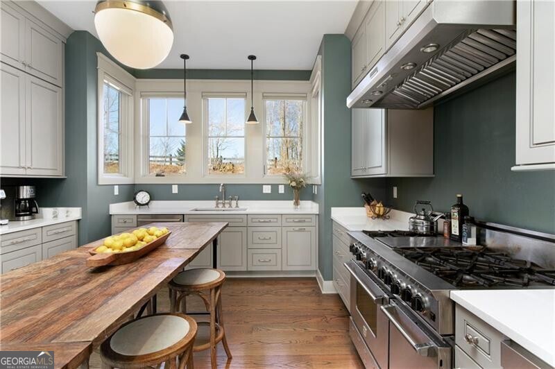 Jasper, Georgia 30143, United States, 6 Bedrooms Bedrooms, ,7 BathroomsBathrooms,Residential,Pending,78368