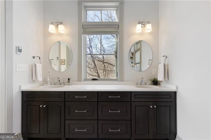 Jasper, Georgia 30143, United States, 6 Bedrooms Bedrooms, ,7 BathroomsBathrooms,Residential,Pending,78368